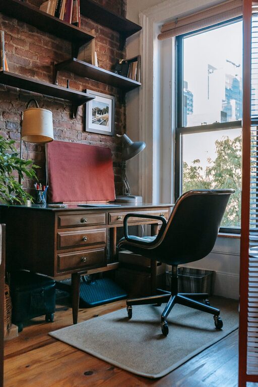 Tips for Creating a Cozy and Inviting Home Office Space